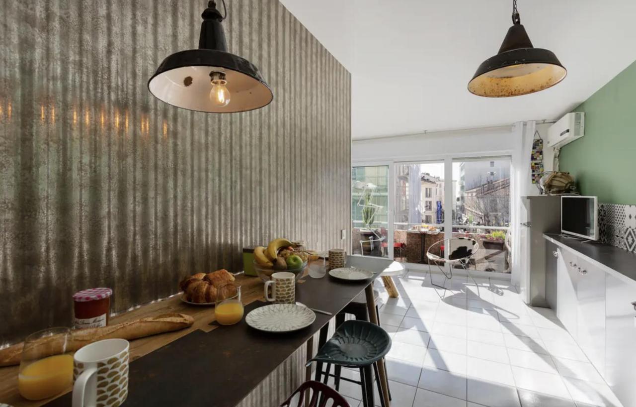 Festival Films Center, With 2 Bedrooms And Balcony Appartement